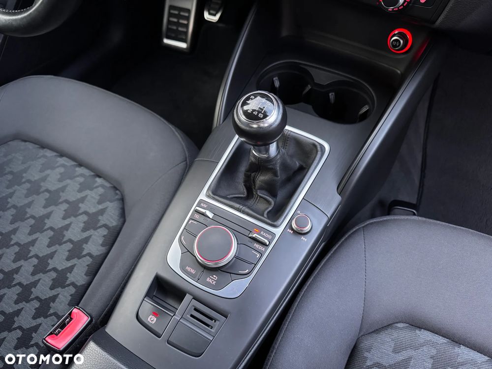 Audi A3 Limousine 2.0 TDI (clean diesel) S line Sportpaket - 26