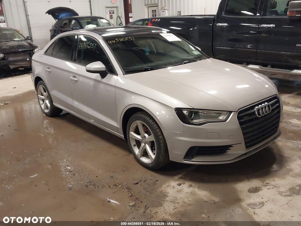 Audi A3 Limousine - 1