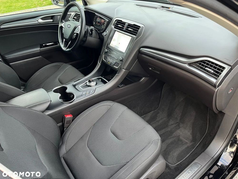 Ford Mondeo 2.0 EcoBlue Titanium - 32