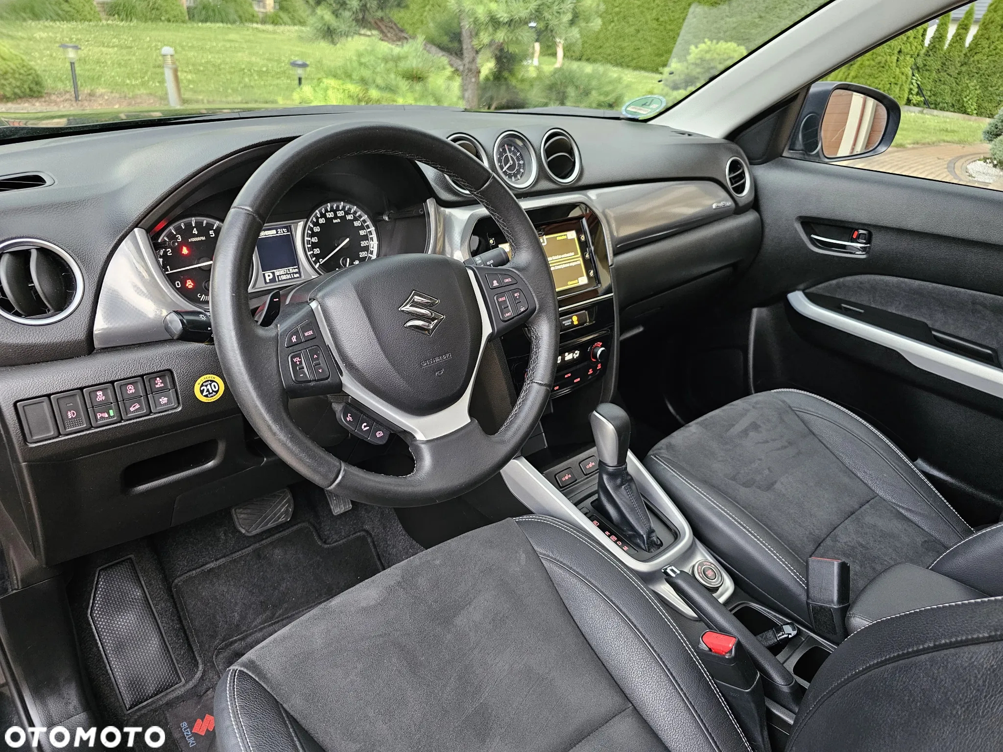 Suzuki Vitara 1.6 Premium 4WD - 18