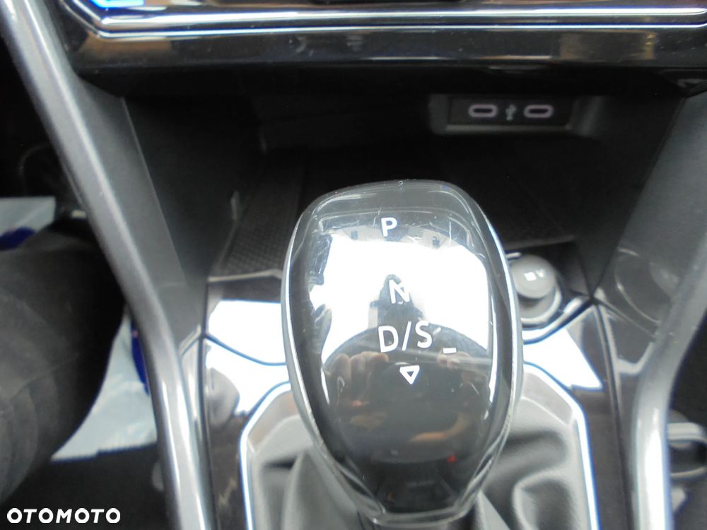 Volkswagen T-Roc 2.0 TDI SCR DSG Style - 34