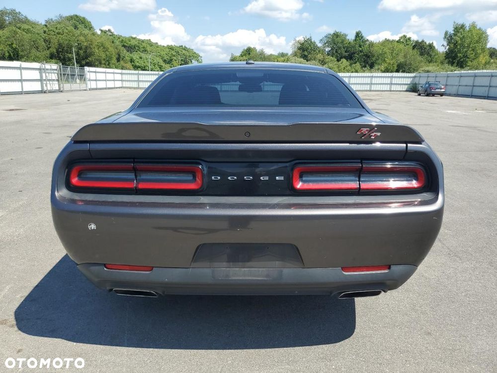 Dodge Challenger Automatik R/T Plus - 6