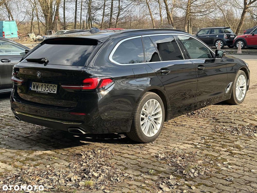 BMW Seria 5 540d xDrive Luxury Line - 7