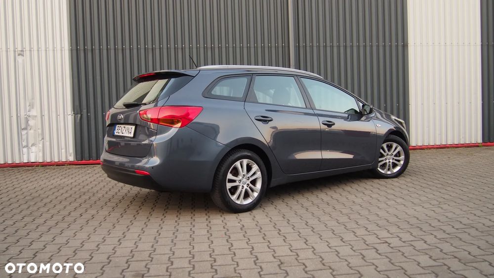 Kia Ceed 1.4 CVVT Dream Team Edition - 5