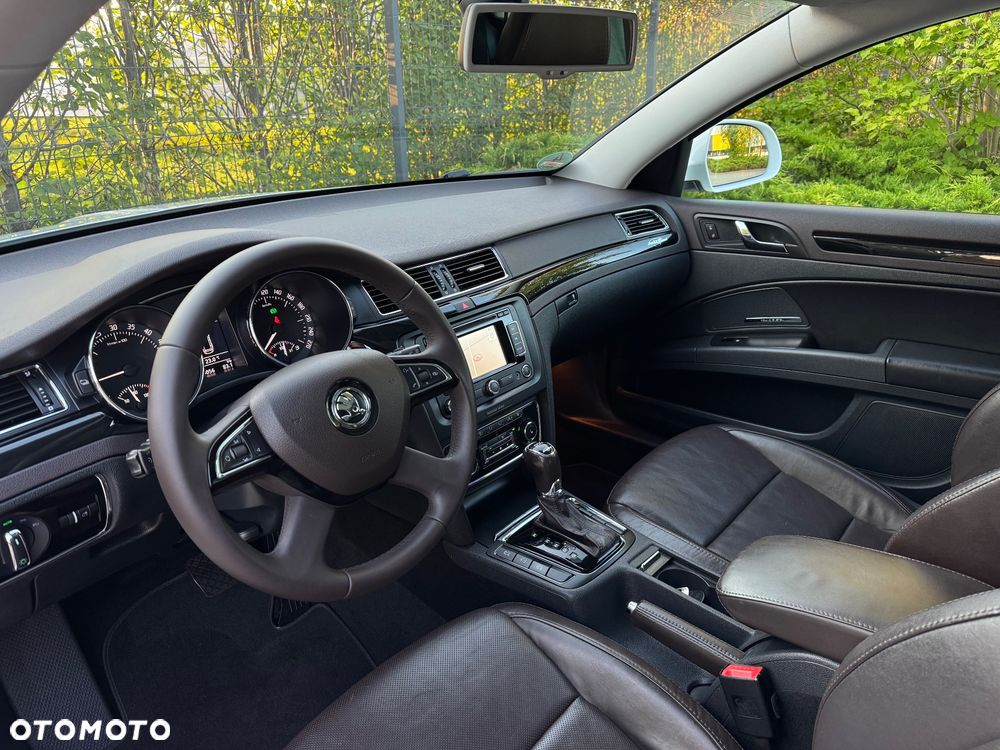 Skoda Superb 2.0 TDI DSG L&K - 30