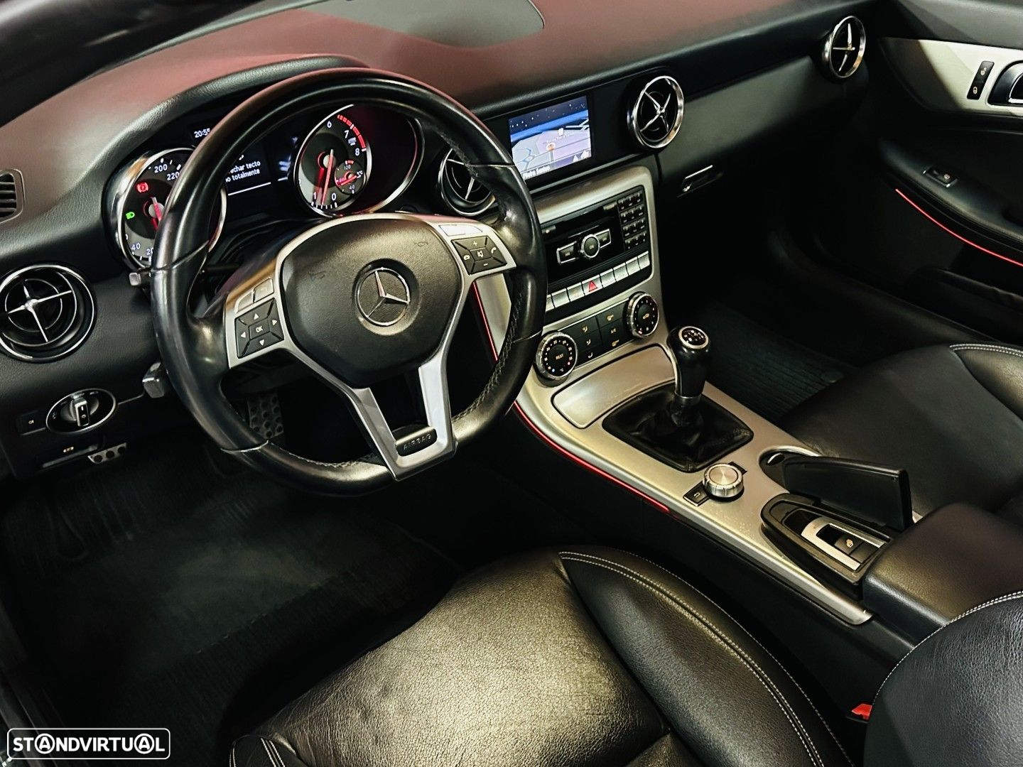 Mercedes-Benz SLK 200 (BlueEFFICIENCY) - 10
