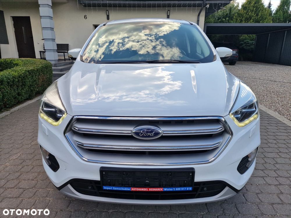Ford Kuga 2.0 TDCi 2x4 Titanium - 12