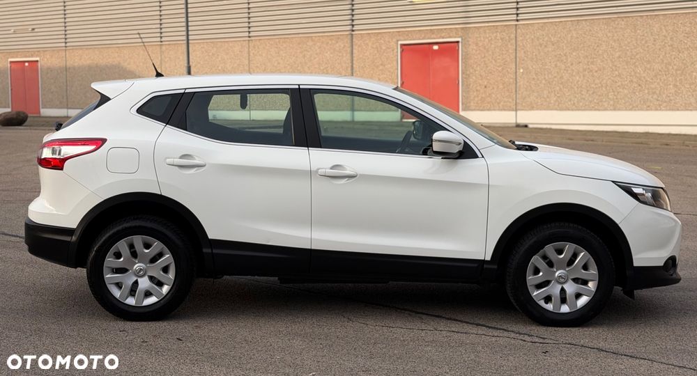 Nissan Qashqai 1.6 Visia - 10