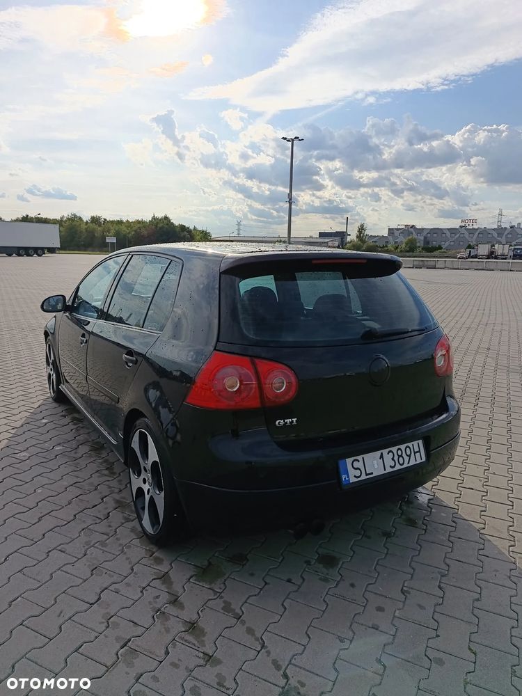 Volkswagen Golf 2.0 TSI GTI DSG - 3