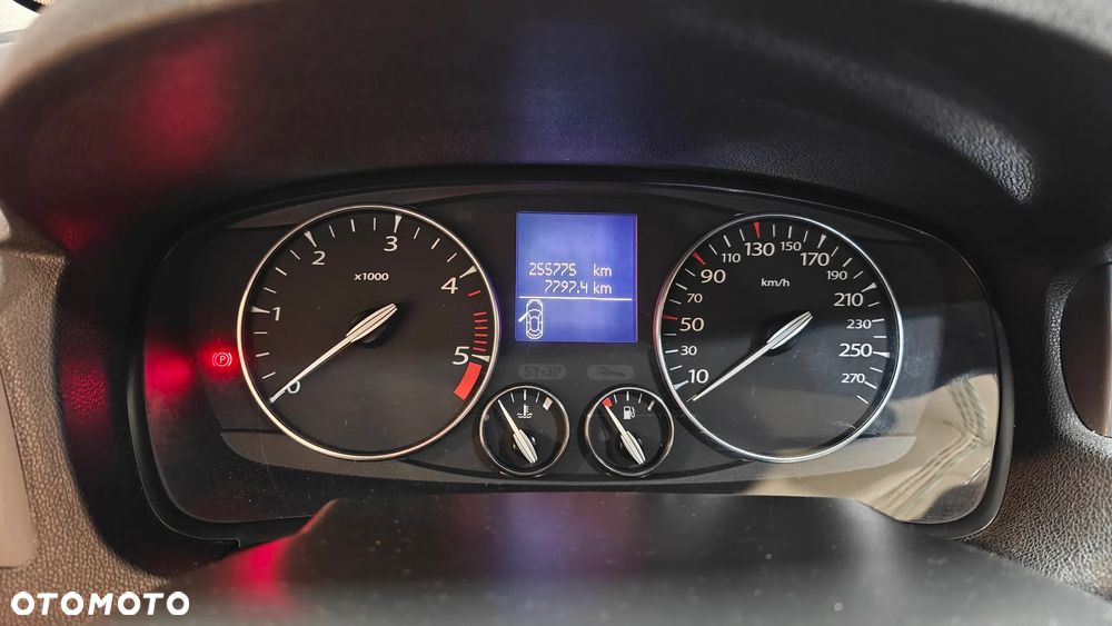 Renault Laguna 2.0 DCi Dynamique - 13