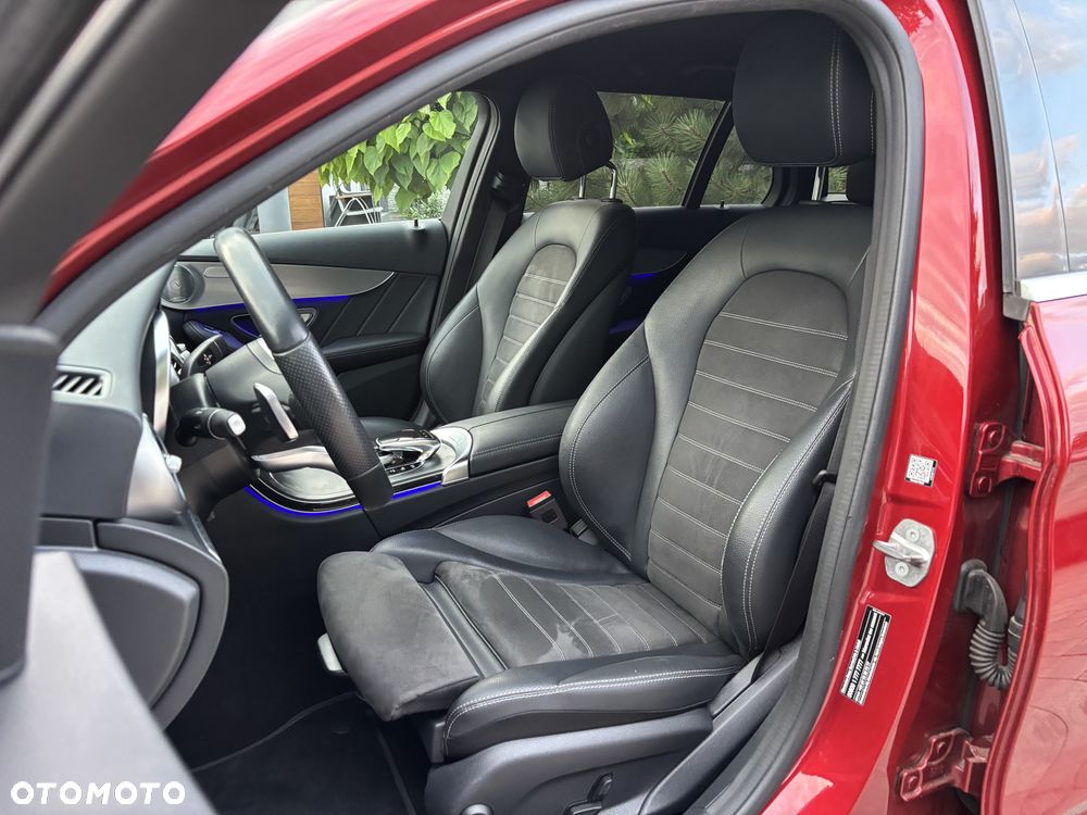 Mercedes-Benz Klasa C 300 d 9G-TRONIC AMG Line - 17