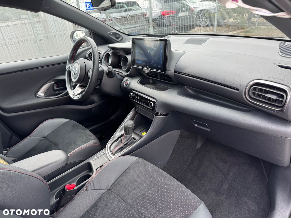 Toyota Yaris 1.5 VVT-i GR SPORT - 5