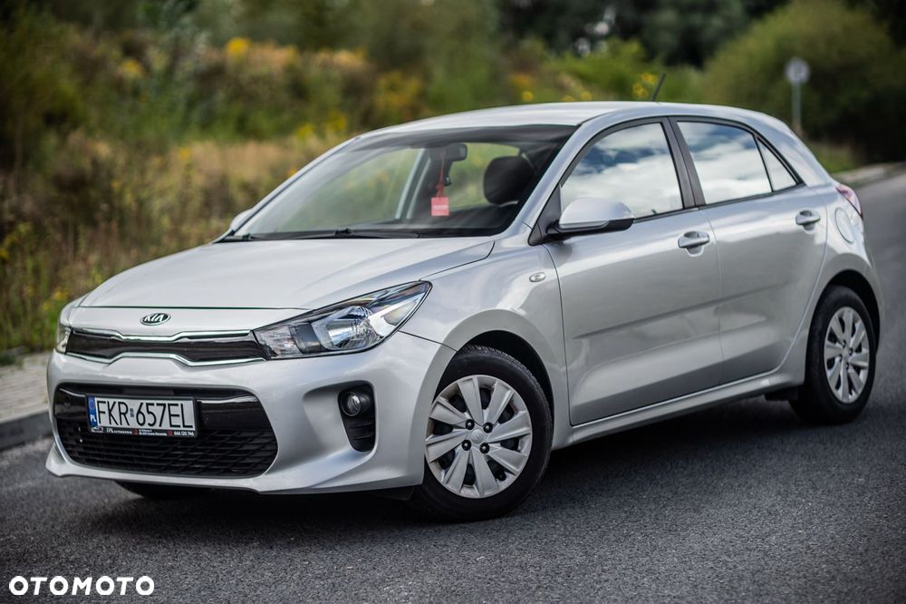 Kia Rio - 22