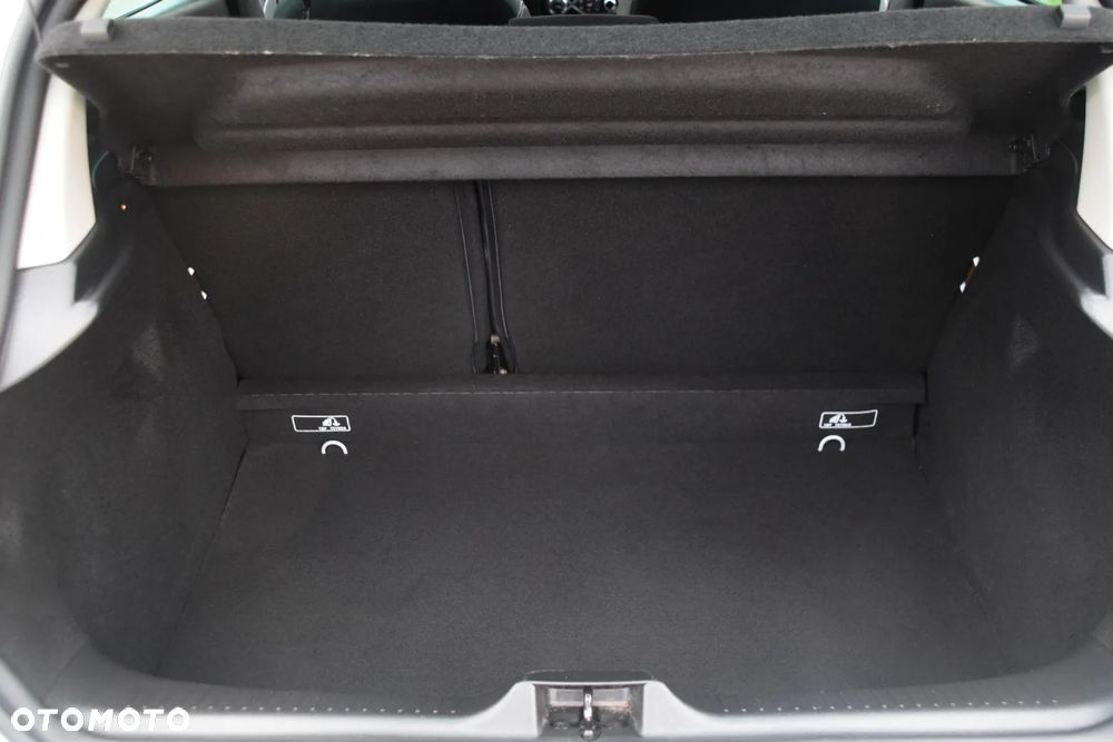 Renault Clio 0.9 TCe Limited - 13