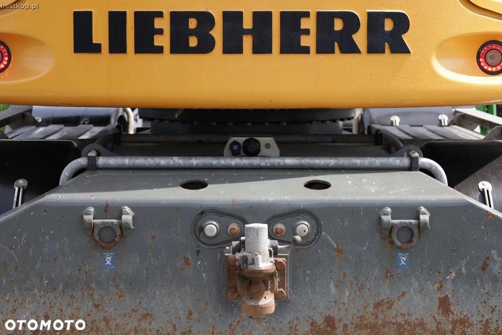 Liebherr A918 Compact - 8