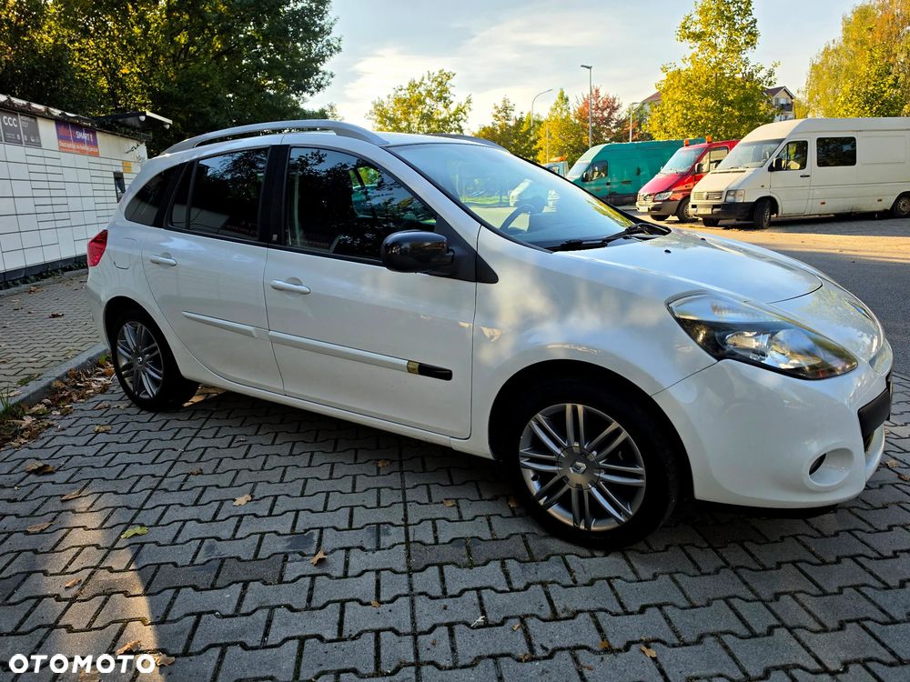 Renault Clio 2011 photo 4
