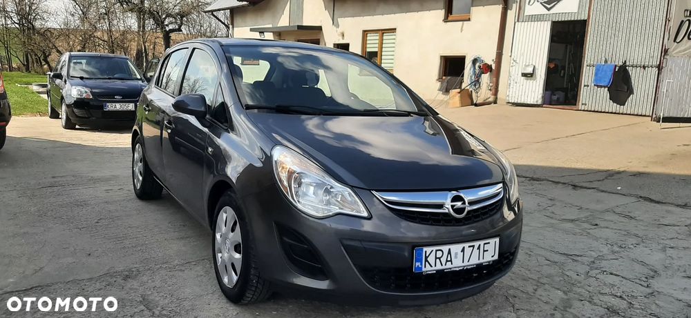 Opel Corsa - 22