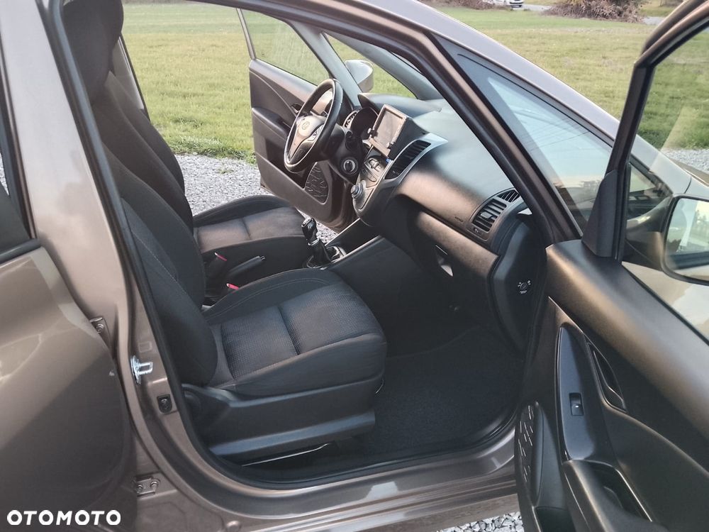 Hyundai ix20 1.4 Premium - 9