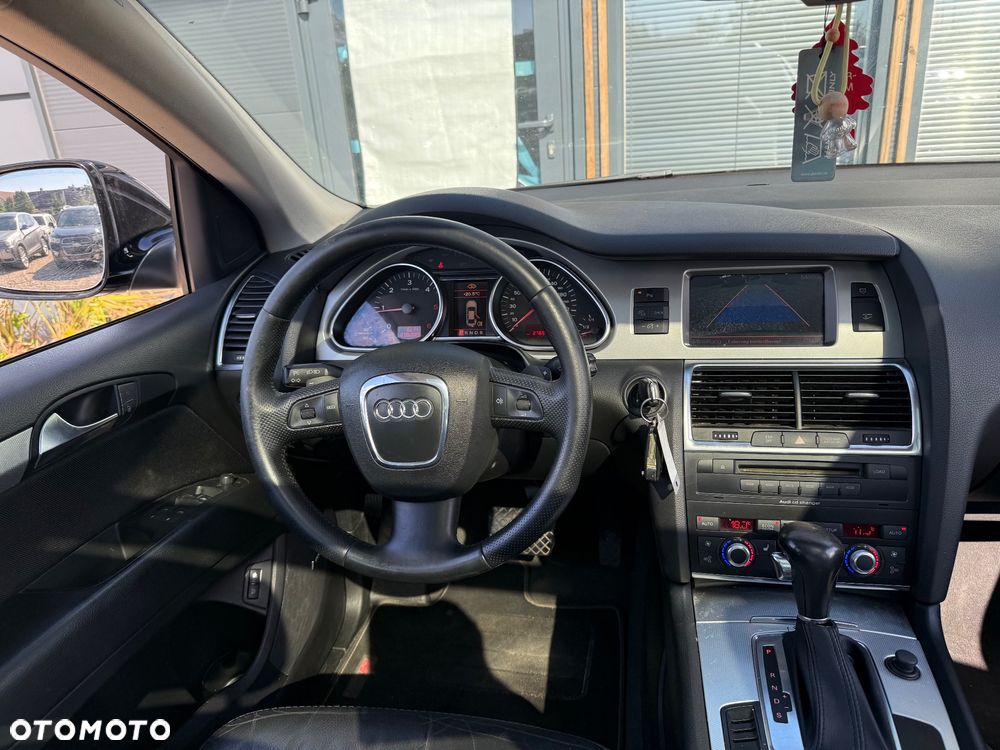 Audi Q7 3.0 TDI DPF quattro tiptronic - 19