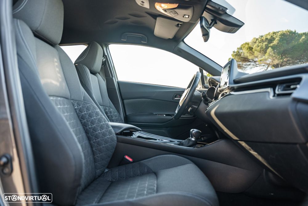 Toyota C-HR - 13