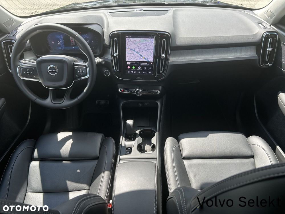 Volvo XC 40 - 25