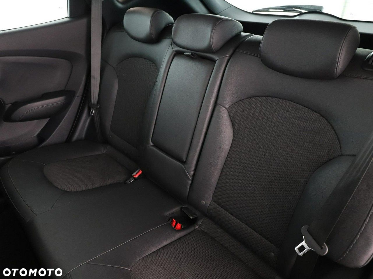 Hyundai ix35 2.0 CRDi Style 4WD - 18