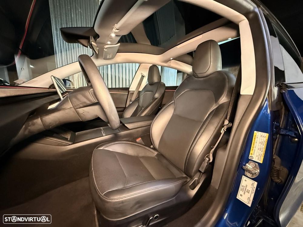 Tesla Model 3 Long Range Tração Integral - 27