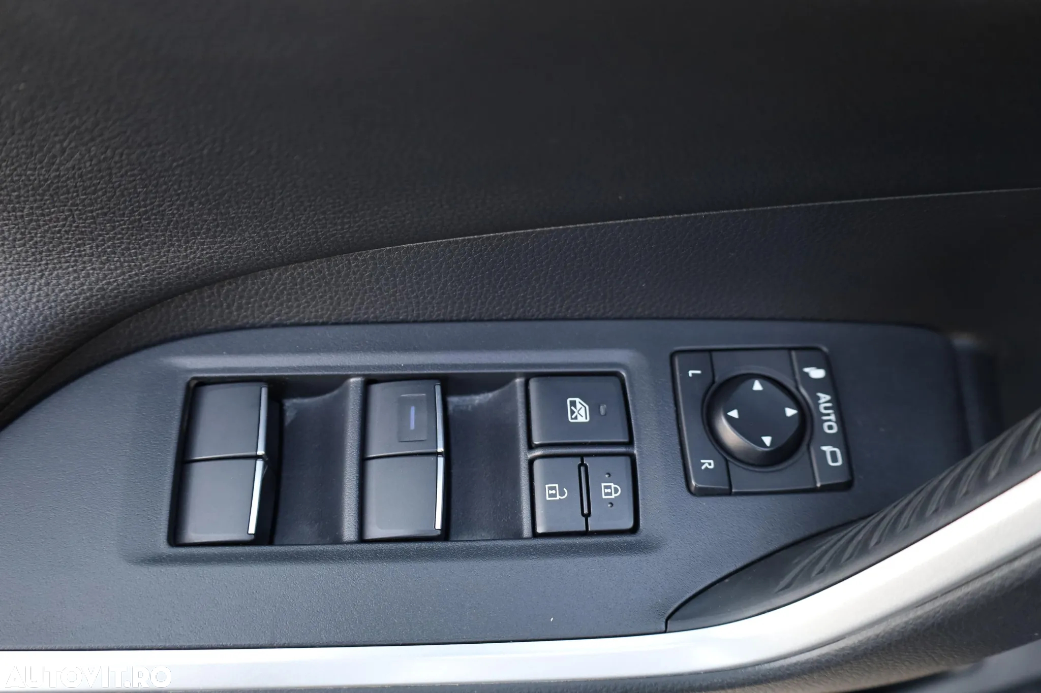 Toyota RAV4 2.5 4x2 Hybrid Style Selection - 21