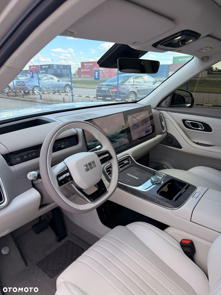 Geely M9 - 11