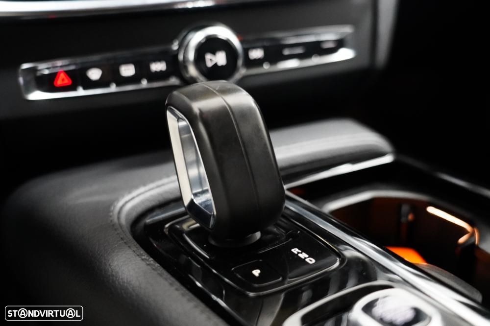 Volvo V90 2.0 T6 PHEV Inscription AWD - 14