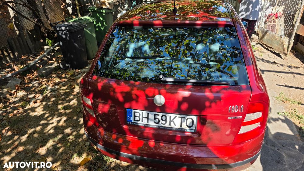 Skoda Fabia 2002 photo 5