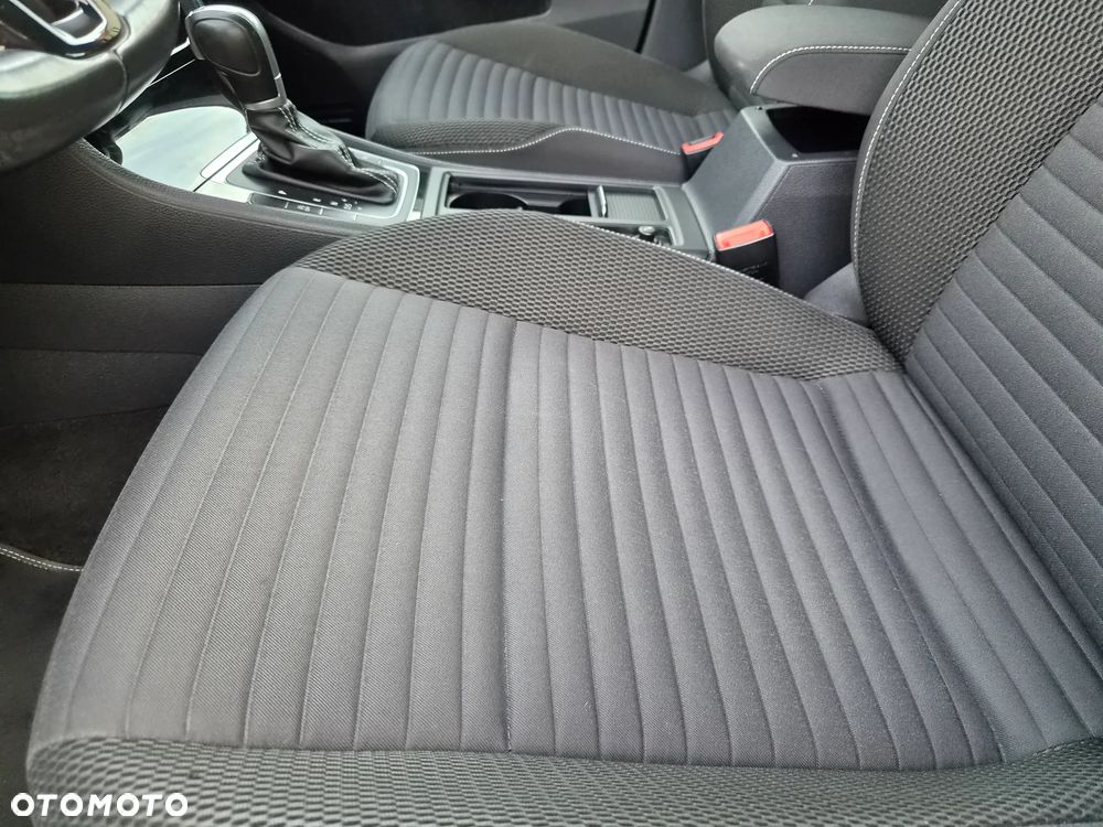 Volkswagen Golf 1.2 TSI BlueMotion Technology DSG Cup - 31