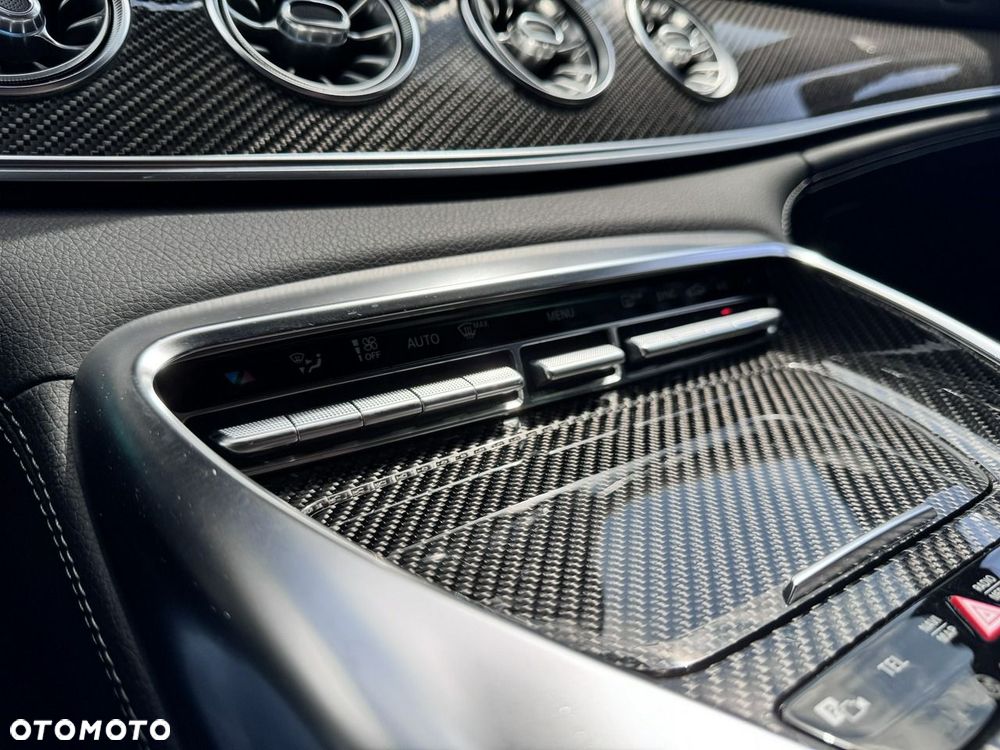 Mercedes-Benz AMG GT 63 S 4Matic+ Speedshift MCT 9G - 26