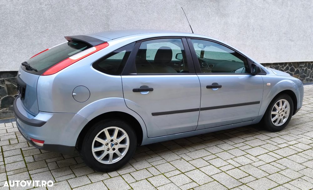 Ford Focus - 16