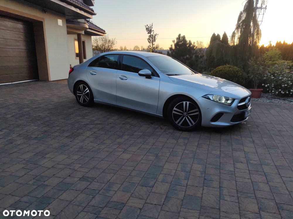 Mercedes-Benz Klasa A 180 d Edition 1 7G-DCT - 11