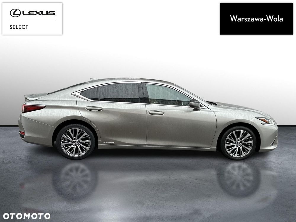 Lexus ES - 8