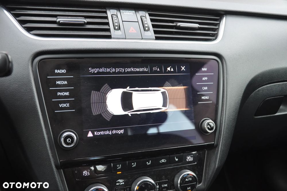 Skoda Octavia 2.0 TDI Edition DSG - 34