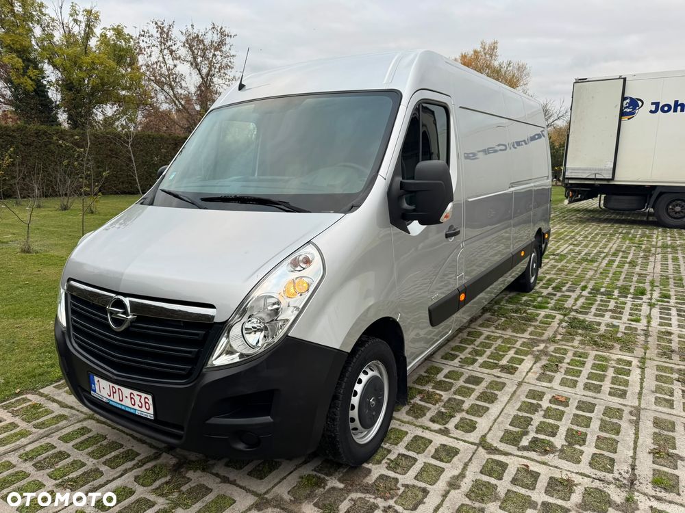 Opel Movano