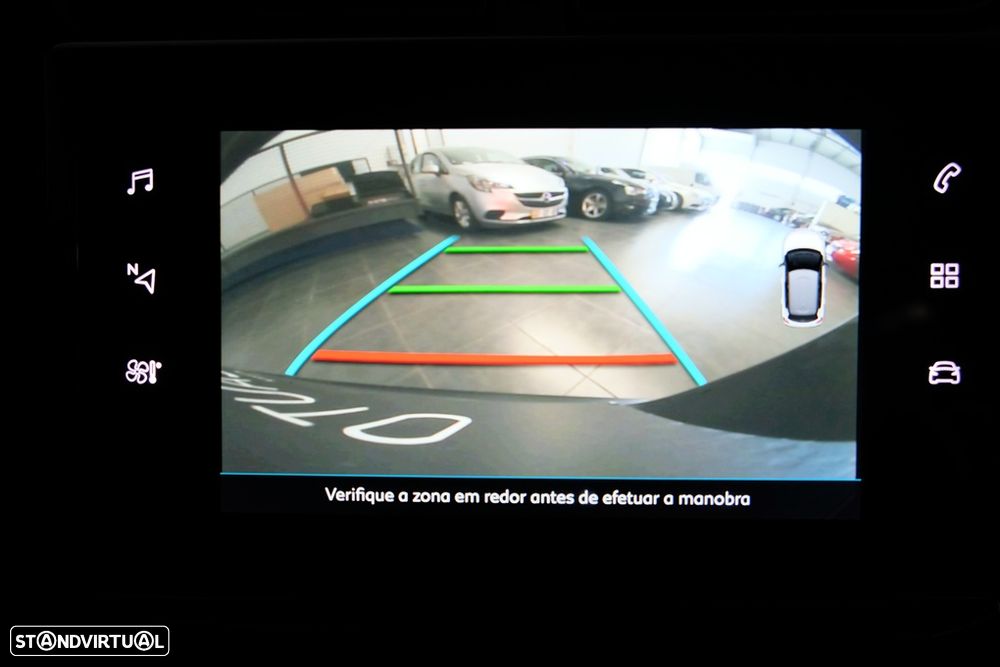 Citroën C3 1.2 PureTech Shine - 15