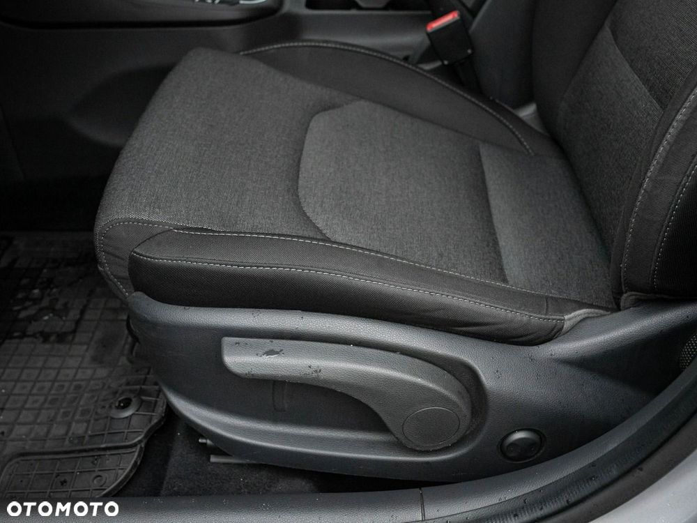 Hyundai i30 1.5 DPI Smart - 11