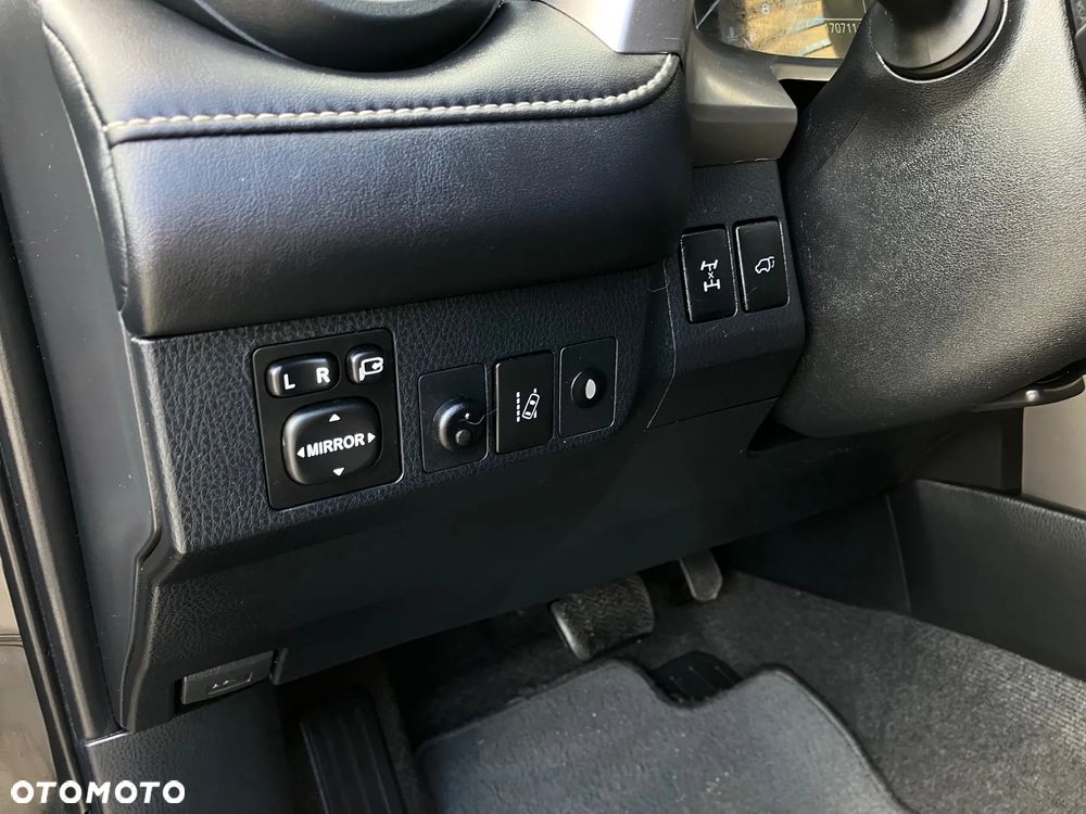 Toyota RAV4 2.0 Premium 4x4 MS - 35