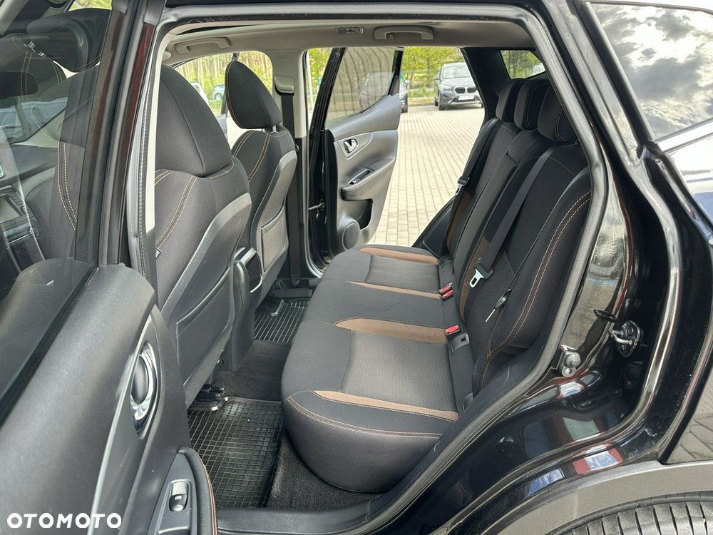 Nissan Qashqai 1.7 dCi N-Connecta - 12