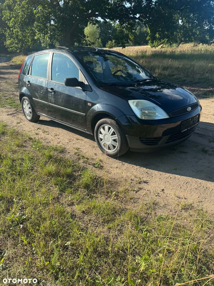 Ford Fiesta 1.4 Ambiente - 9