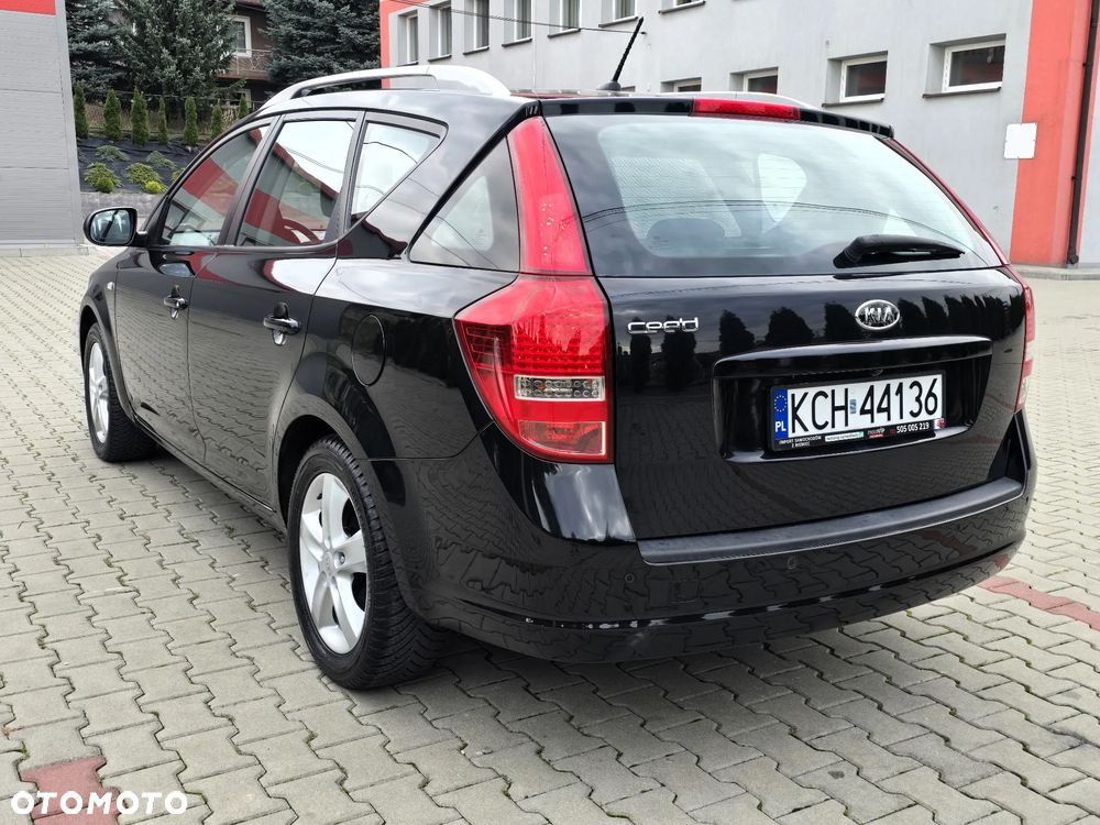 Kia Ceed 1.4 CVVT Spirit - 5