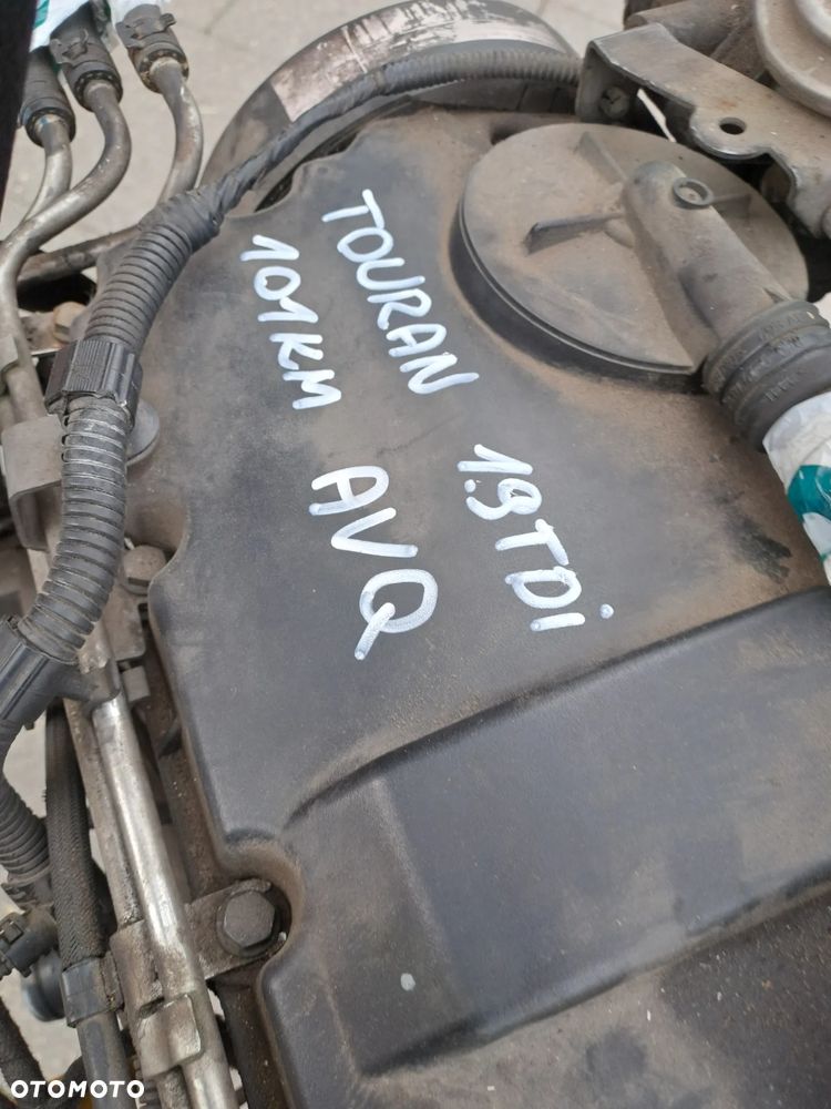 Volkswagen Touran 1.9 TDi silnik kompletny kod AVQ - 8