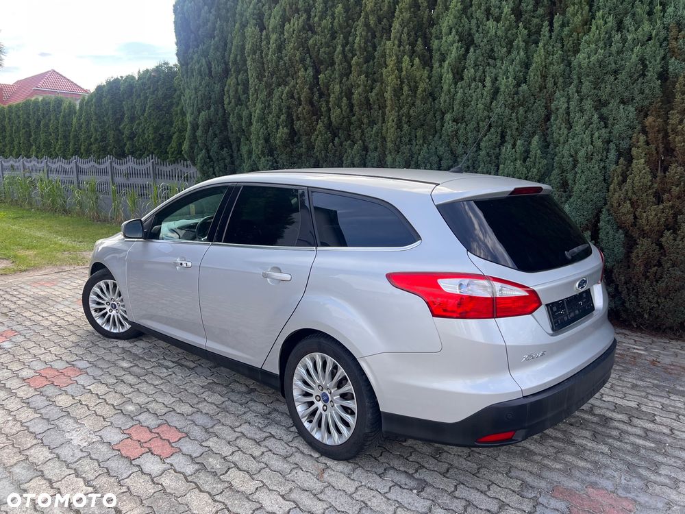 Ford Focus 1.6 Trend - 5