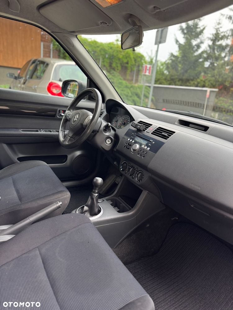 Suzuki Swift 1.3 GS / Premium - 15