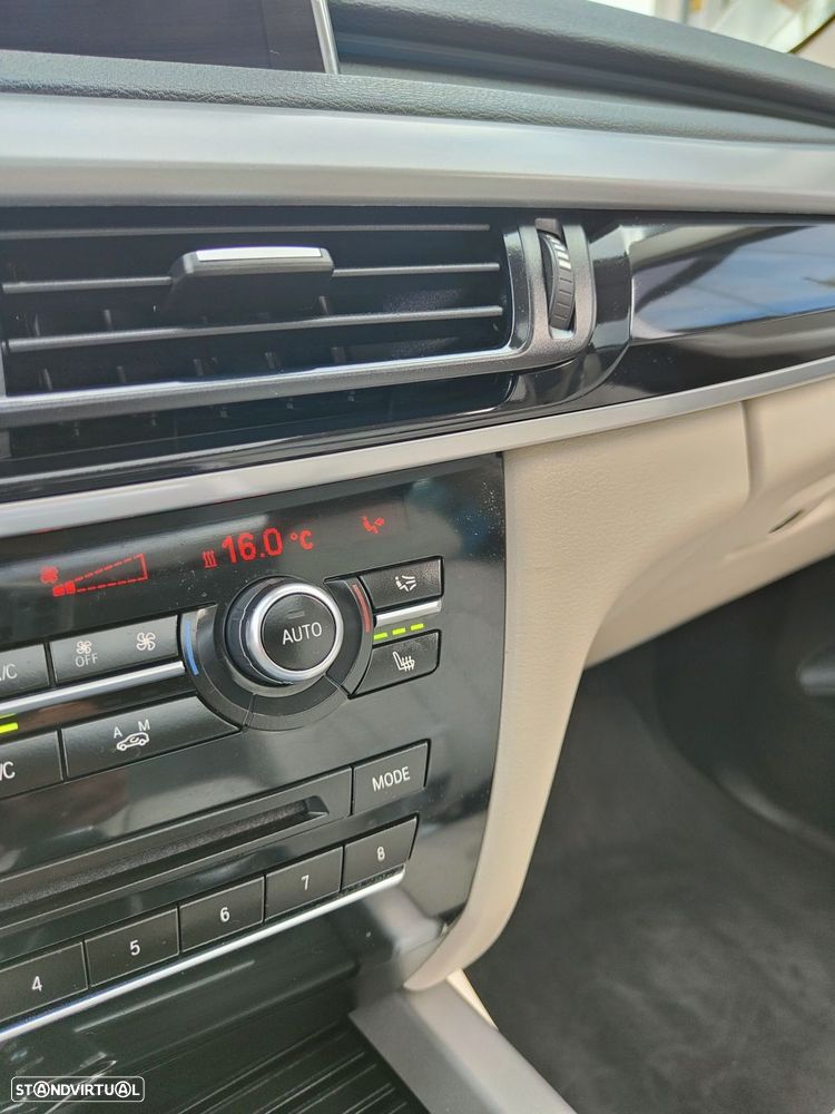 BMW X5 25 d sDrive Comfort 7L - 50
