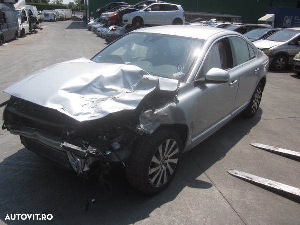 Dezmembrez Volvo S80 ,an 2013 , 2.0 d , tip motor D5204T3