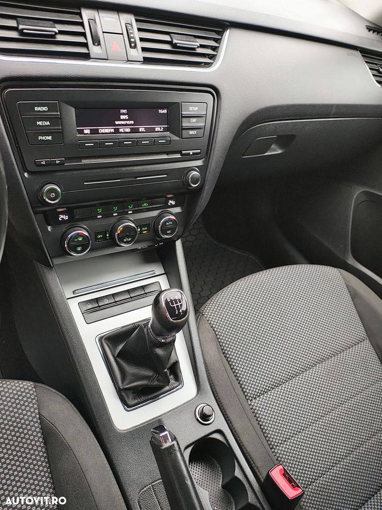 Skoda Octavia 1.6 TDI Green tec Ambition - 8